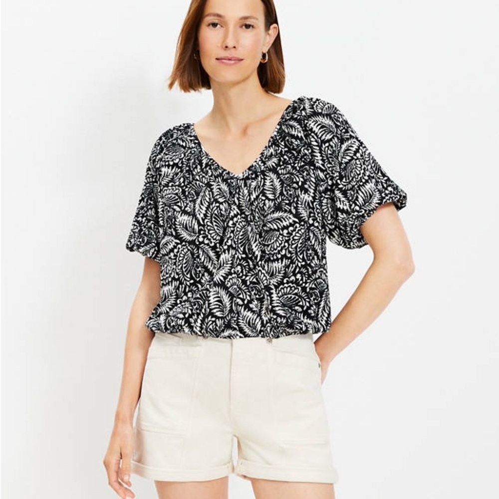 LOFT Black and White Floral Women's Top